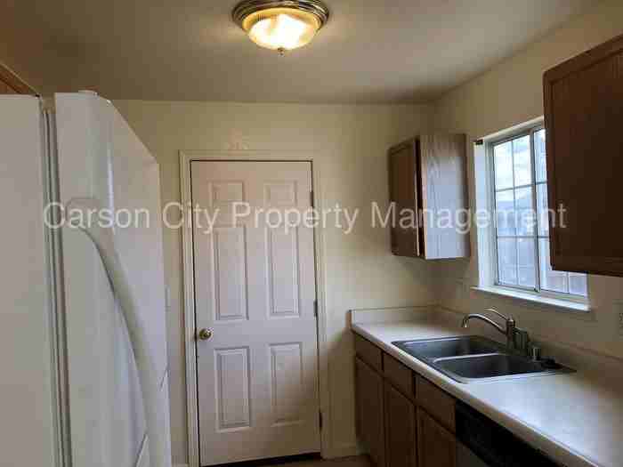 128 Parkway #C - Photo 2 of 8