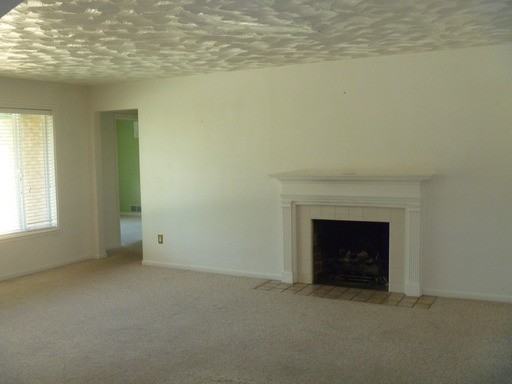 2606 2606 Fillmore Avenue-Upstairs - Photo 3 of 16