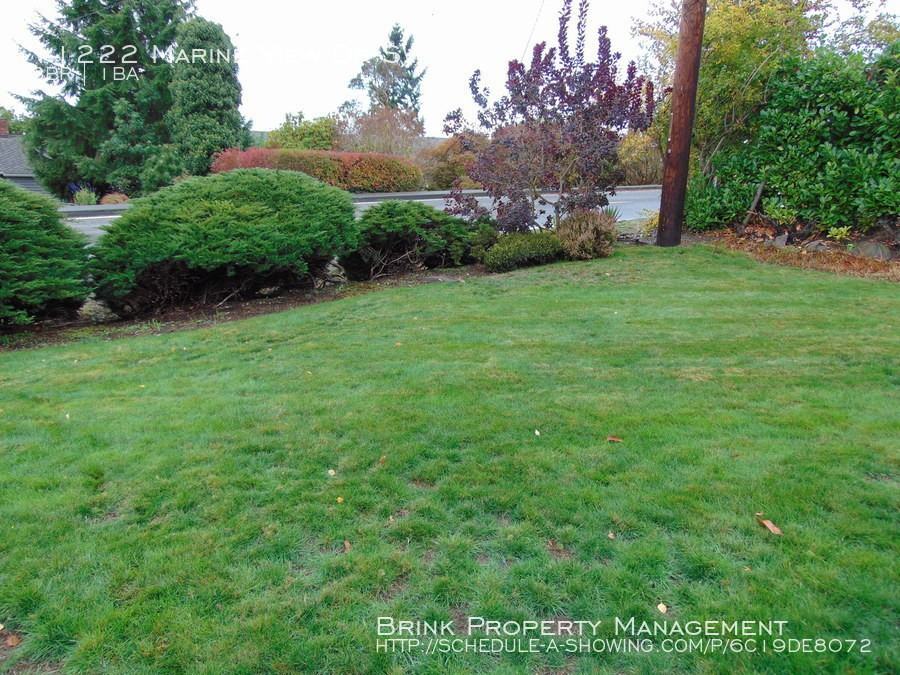 11222 Marine View Dr SW - Photo 3 of 16