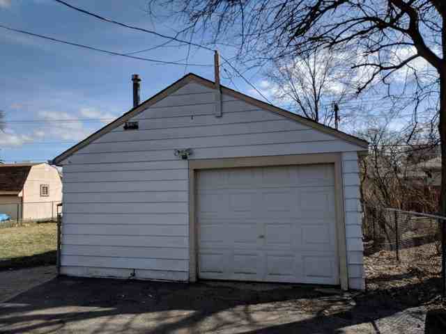 14537 Kolmar Ave - Photo 3 of 11