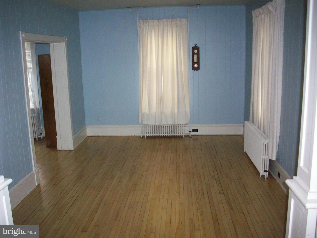 4699 Lemar Rd - Photo 3 of 12