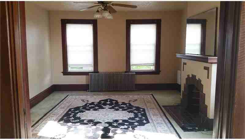 215 Center Ave #2 - Photo 3 of 24