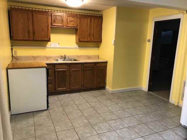 449 Laconia Rd - Photo 2 of 7