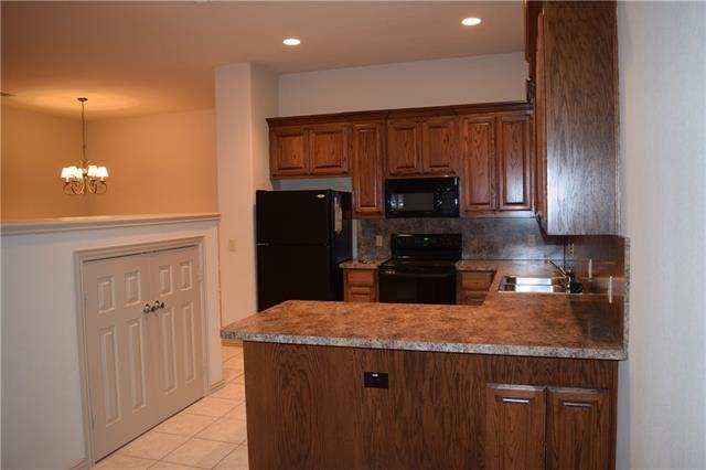 507 Mariner Dr - Photo 3 of 18