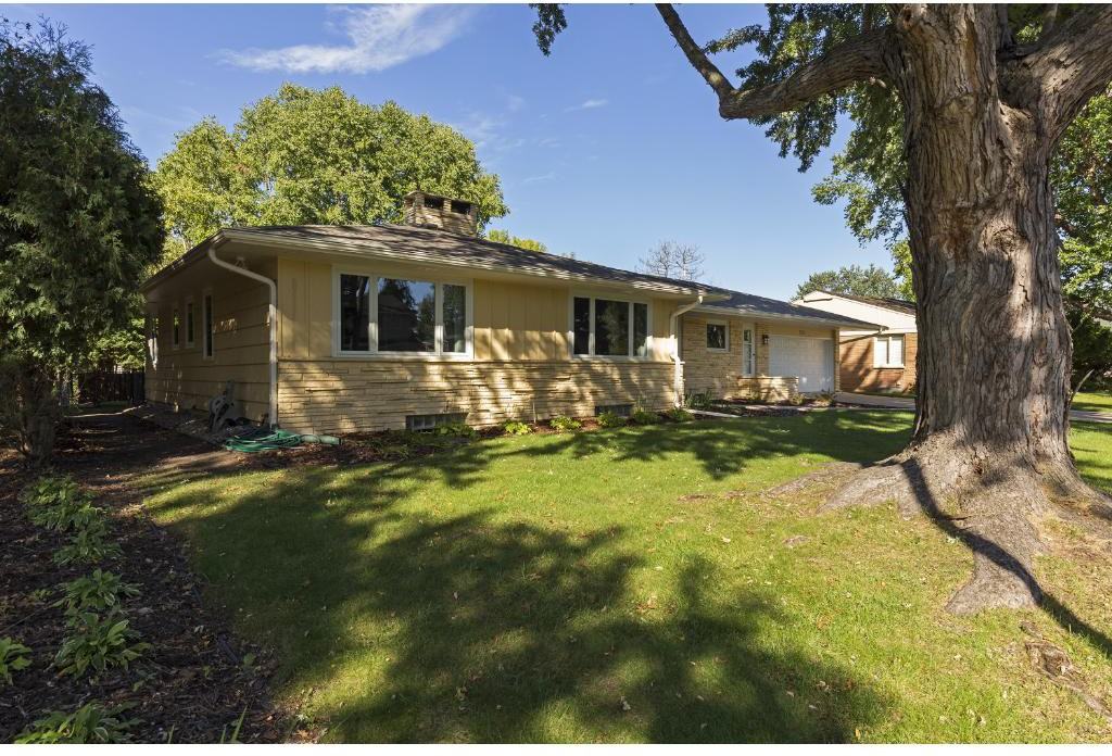 4222 Basswood Rd - Photo 2 of 24