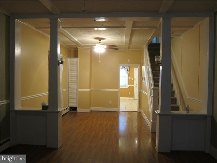 221 Buchanan Ave - Photo 3 of 18