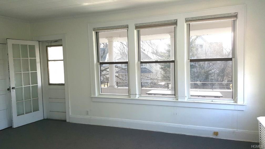 17 Grand Blvd #2 - Photo 3 of 10