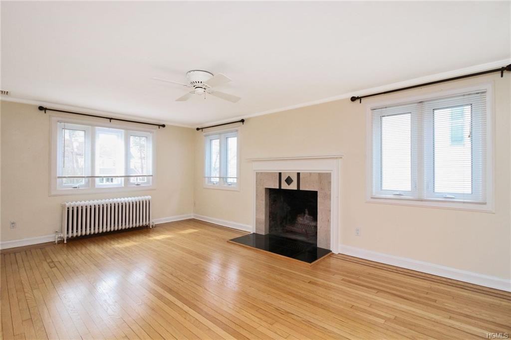 89 Grand Blvd - Photo 2 of 19