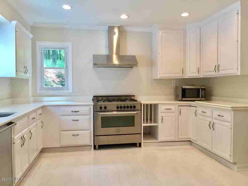 311 Riversville Rd - Photo 2 of 10