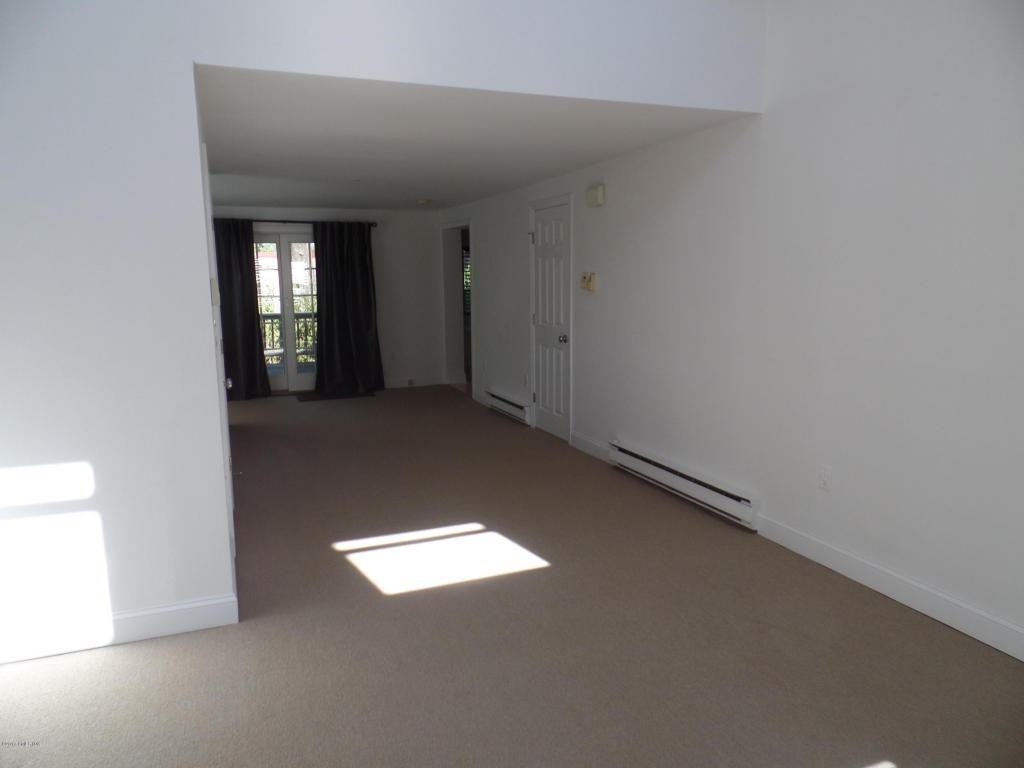 75 Mead Ave #b - Photo 2 of 21