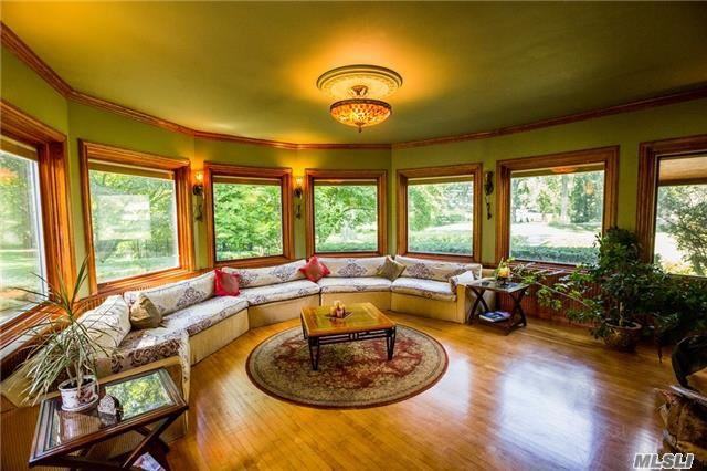 6 Tredwell Dr - Photo 2 of 14