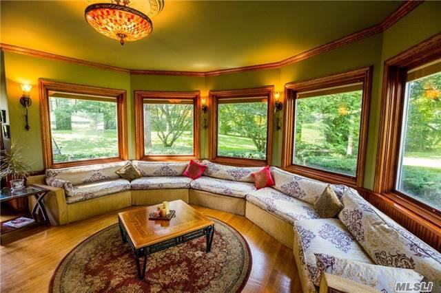 6 Tredwell Dr - Photo 3 of 14