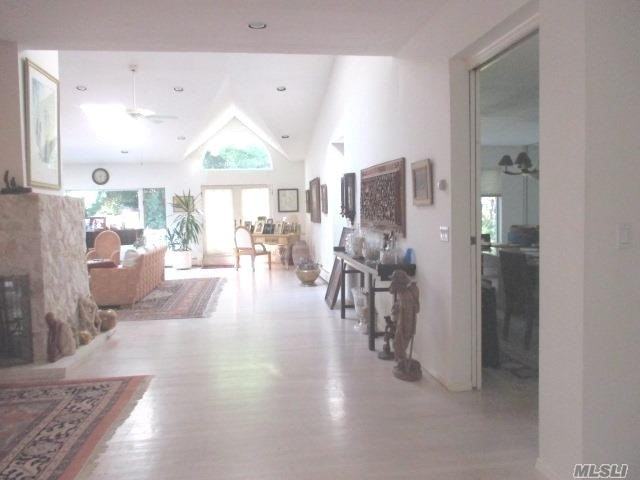 75 Meadow Woods Rd - Photo 2 of 8