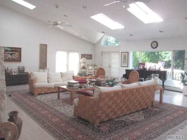 75 Meadow Woods Rd - Photo 3 of 8