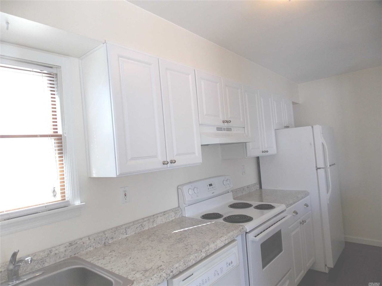 52 Oleeta Rd - Photo 3 of 13