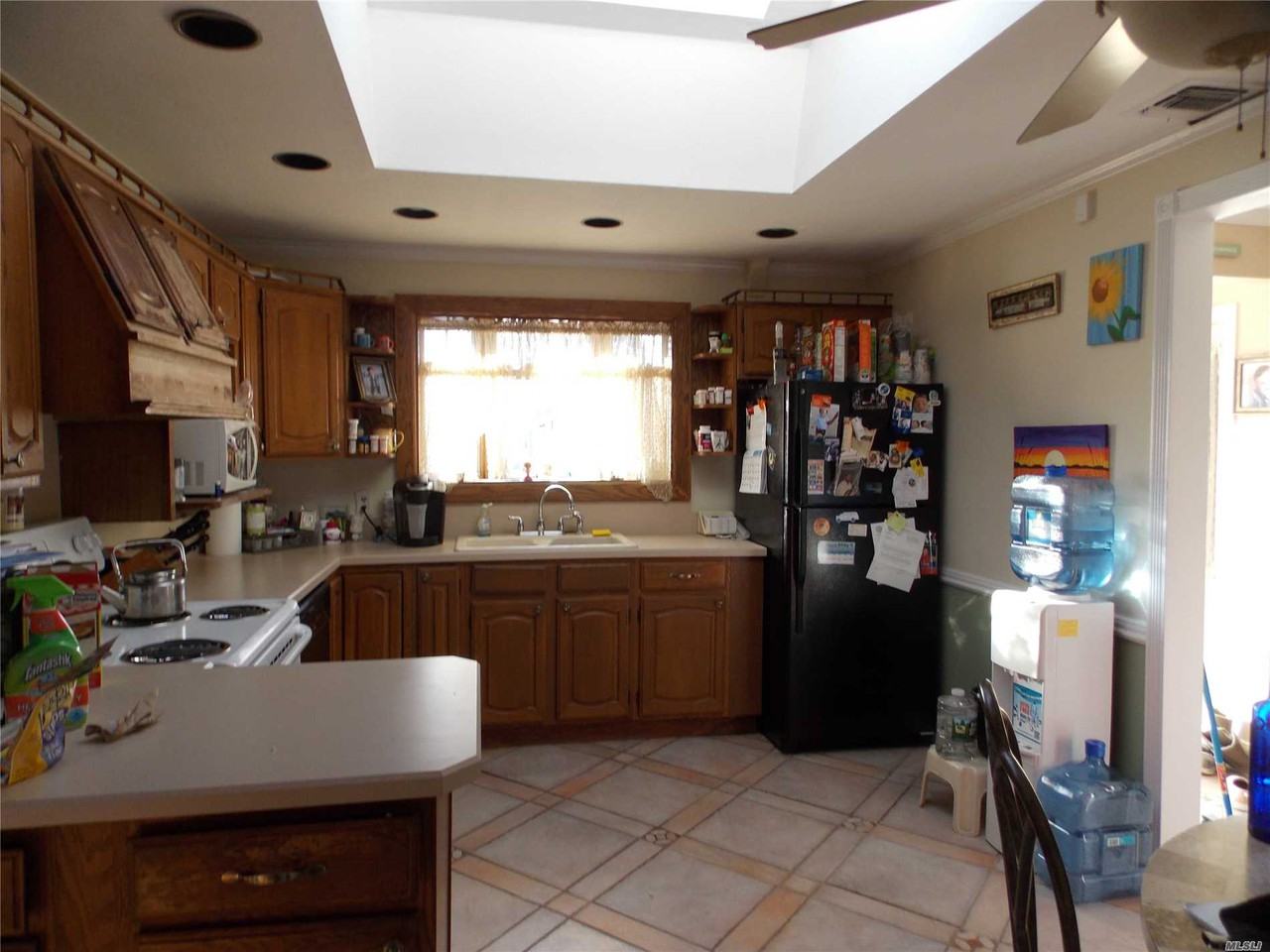 1657 Feureisen Ave - Photo 2 of 6