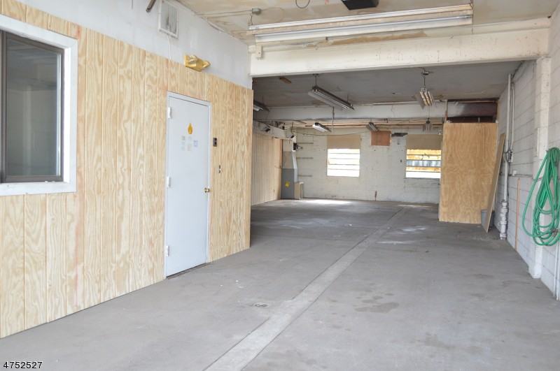 536 S Broad St ## 1 - Photo 2 of 5