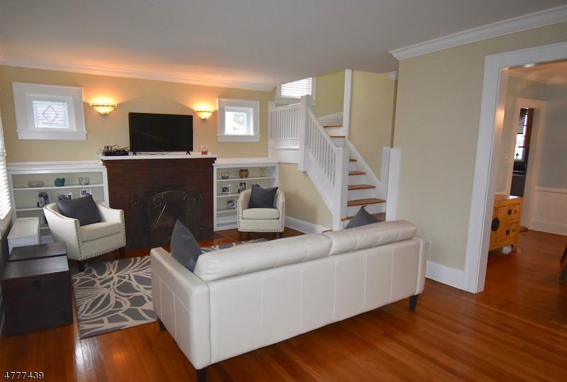 312 N Chestnut St - Photo 3 of 18