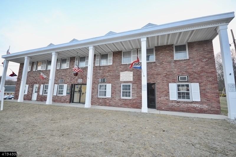 100 Sparta Ave - Photo 3 of 10