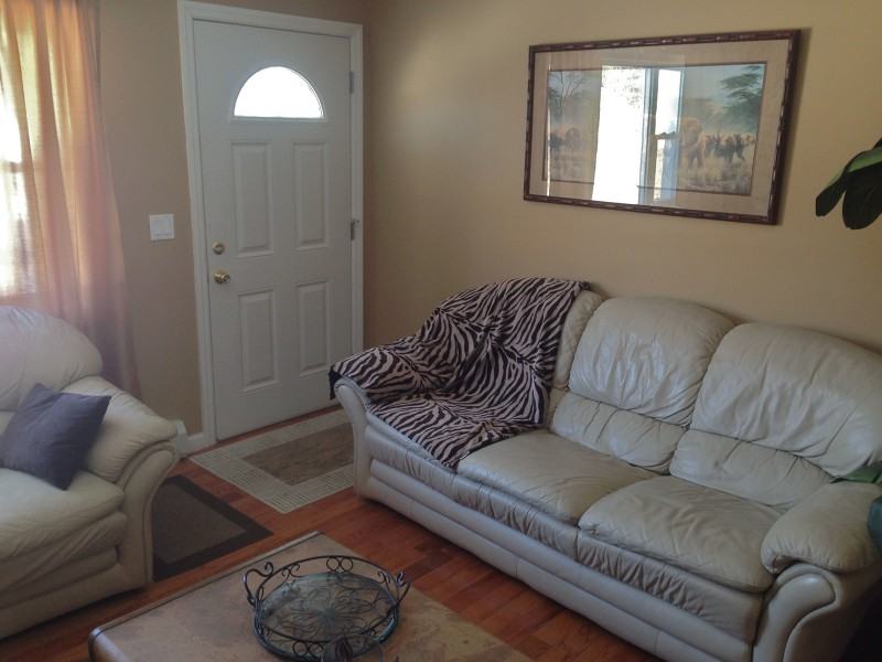 11 Sharon Ct - Photo 2 of 18