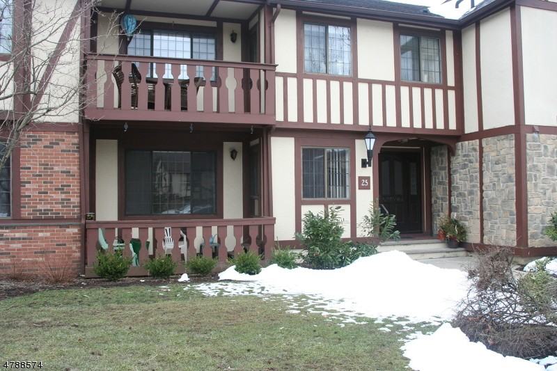 25A Canterbury Rd - Photo 2 of 13