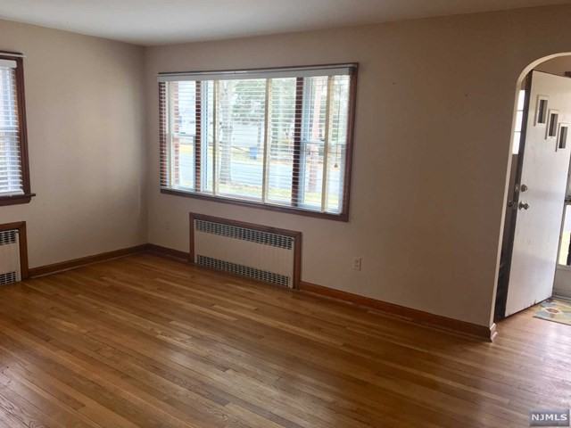 54 Union St - Photo 2 of 13