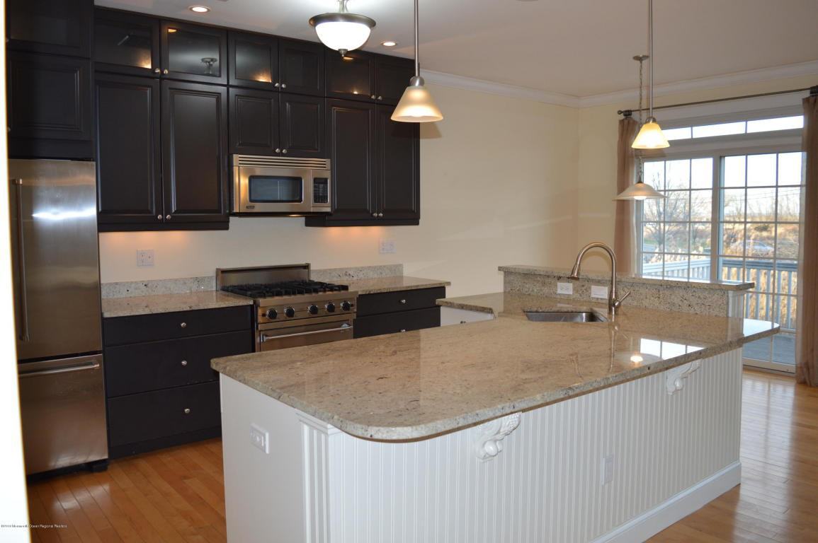 606 Park Ave - Photo 2 of 50