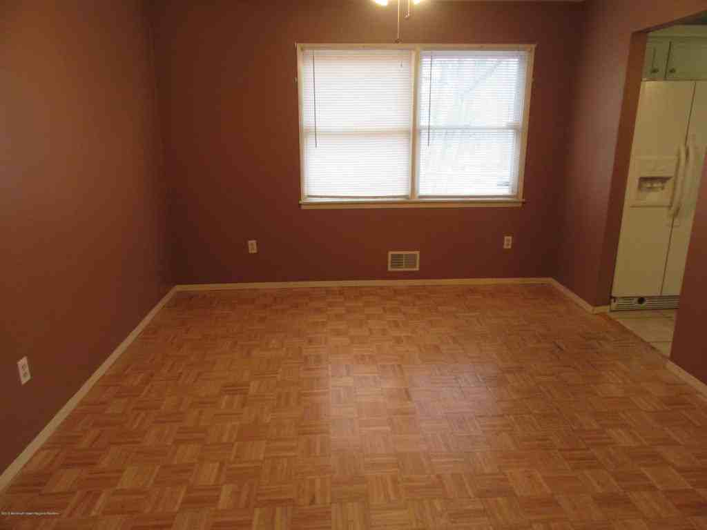 74 Bethany Rd - Photo 3 of 8