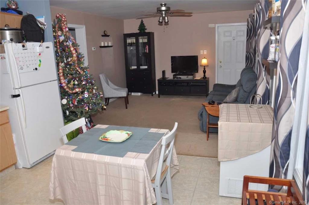 36 Iron St #b - Photo 3 of 10