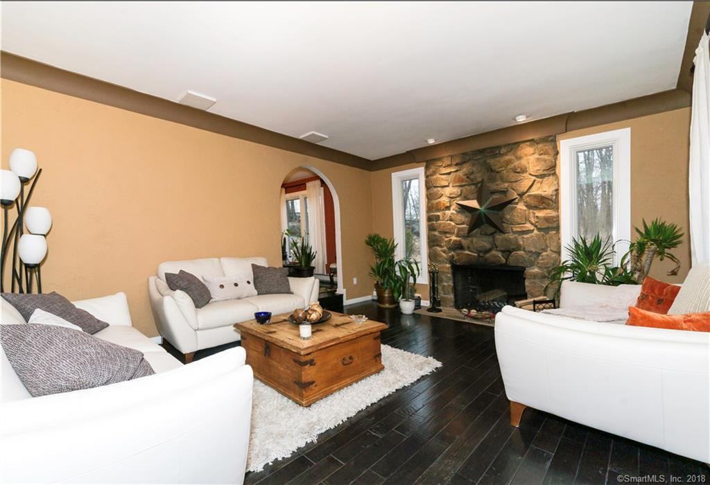 211 Guinea Rd - Photo 3 of 29