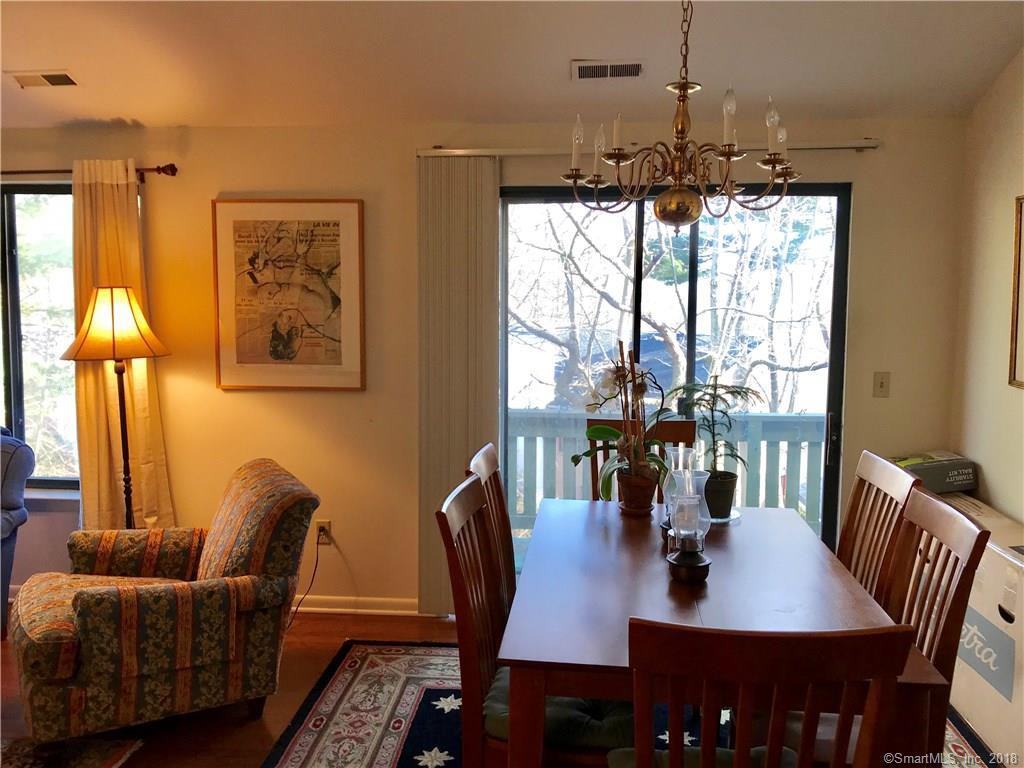 20 Hills Ln - Photo 3 of 18