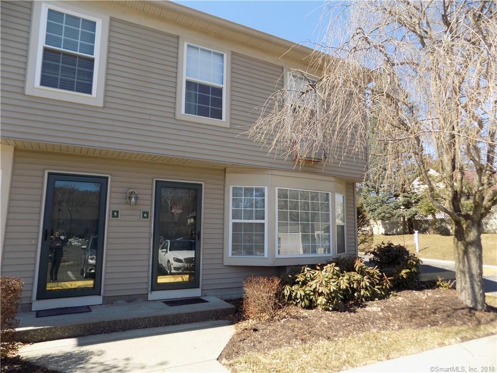 6 Glen Ridge Ct - Photo 2 of 10