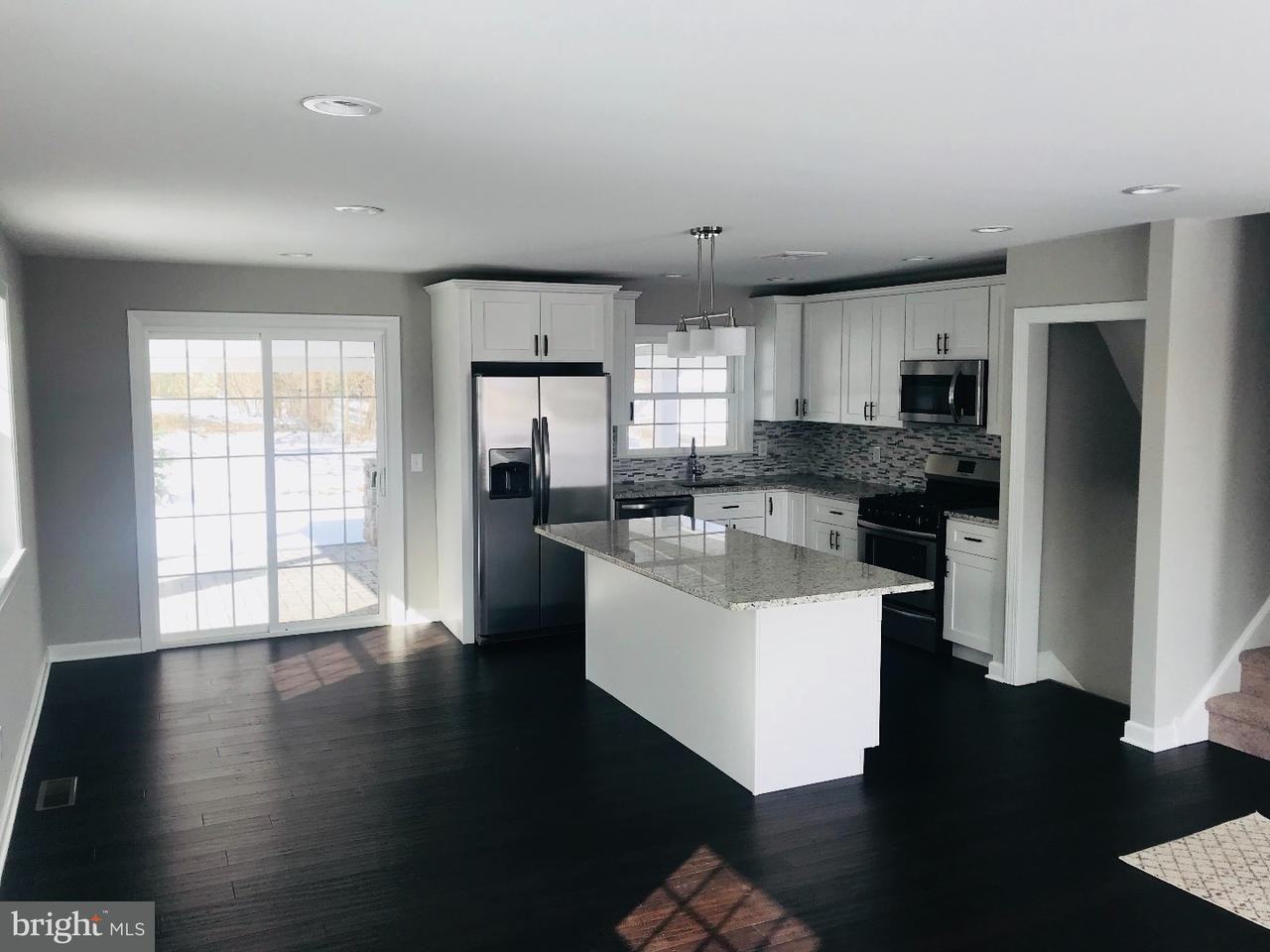 342 N Central Blvd - Photo 2 of 7