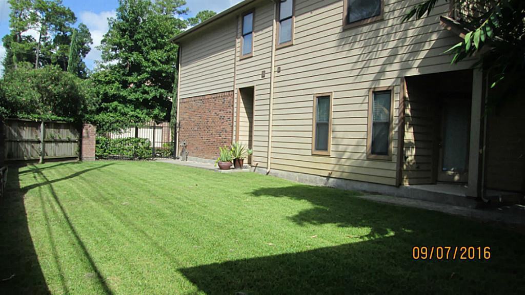 5202 Brinkman Ct - Photo 3 of 18