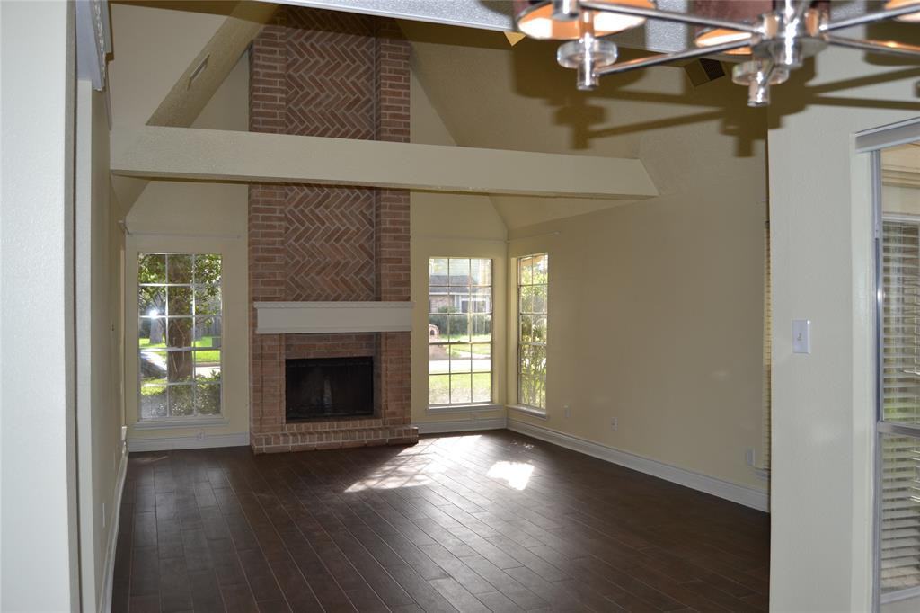 6215 Francis Marion Dr - Photo 2 of 27
