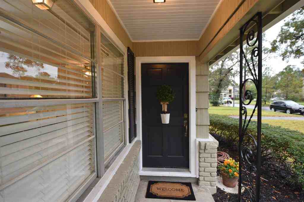 5554 Little Lake St - Photo 2 of 21