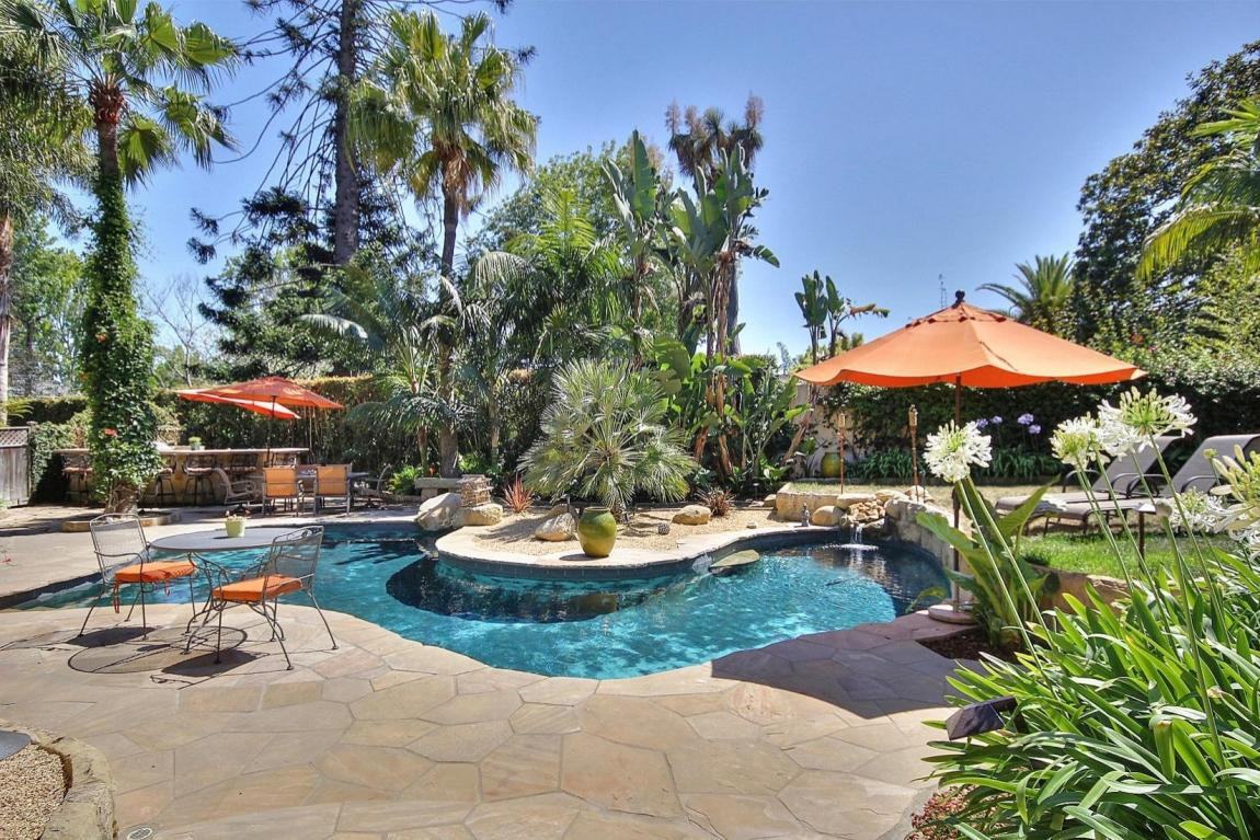 333 E Pedregosa St - Photo 2 of 46