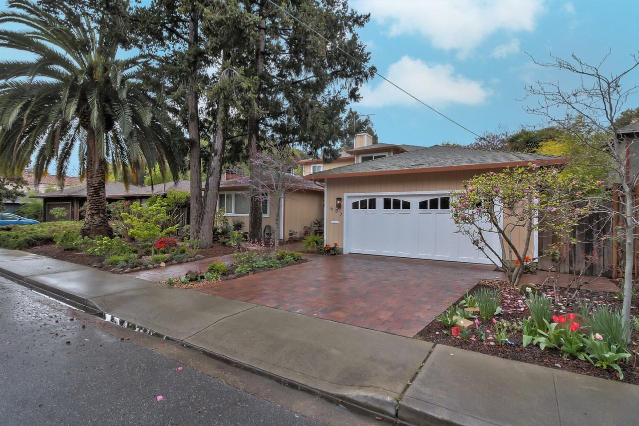 697 Gilbert Ave - Photo 2 of 41