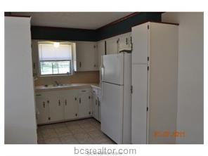 2317 Carter Creek Parkway - Photo 3 of 7