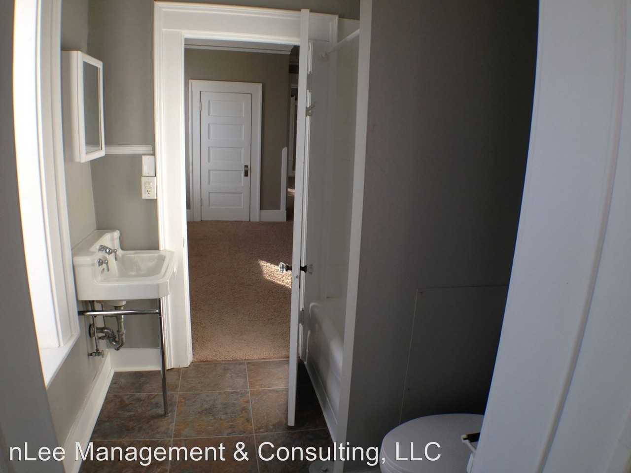 605 N 8th - Photo 2 of 24