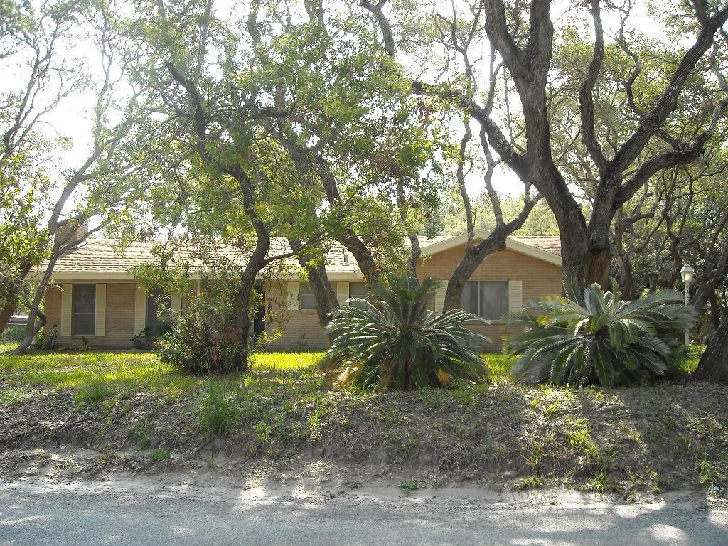 2554 Henrietta St - Photo 2 of 10