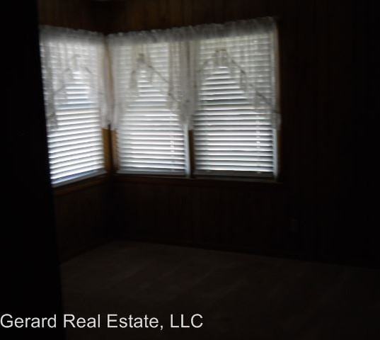 1442 S 18th St - Photo 2 of 9