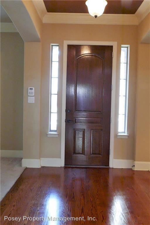 2243 Sandy Creek Dr - Photo 2 of 32