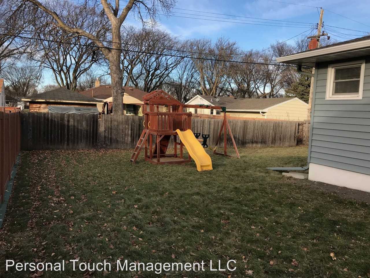 2020 Broadway N - Photo 2 of 23