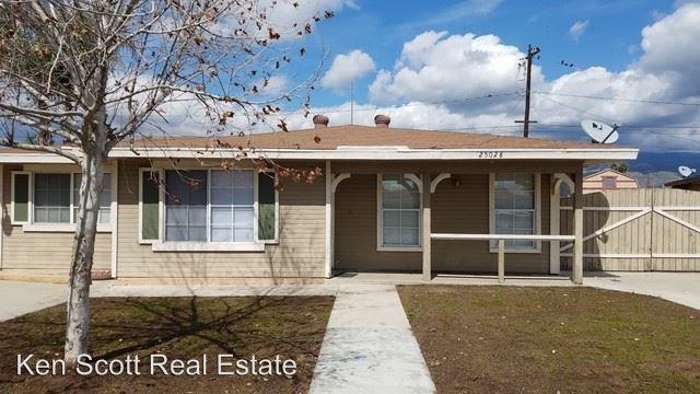 25028 Vine St - Photo 2 of 15