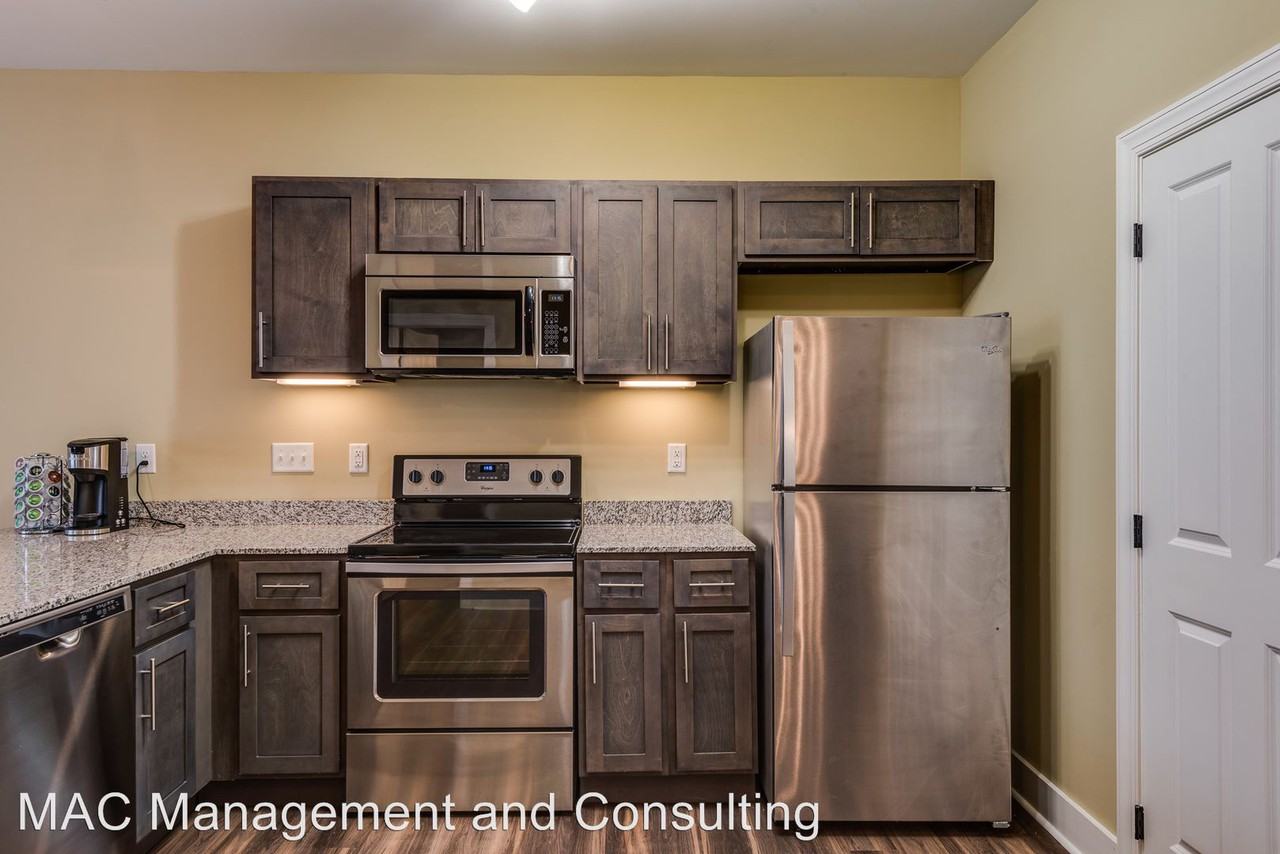 403 Grady Pigg Ln - Photo 3 of 21