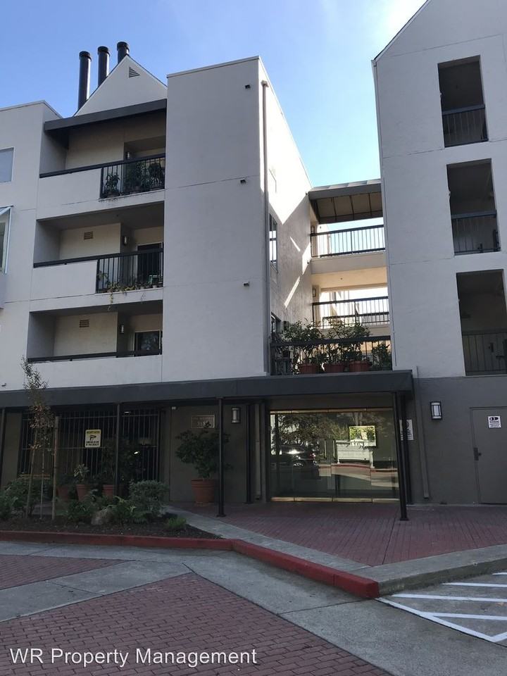 3183 Wayside Plaza #308
