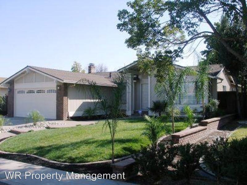 1671 Gamay Cir - Photo 2 of 7