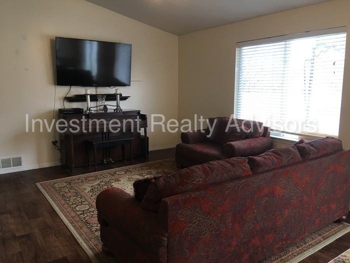 3510 S Newland St - Photo 2 of 14