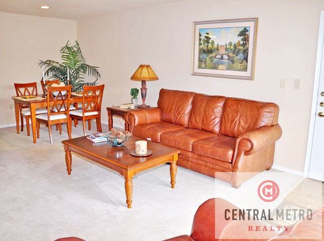 3440 East Rosemeade Parkway - Photo 3 of 4